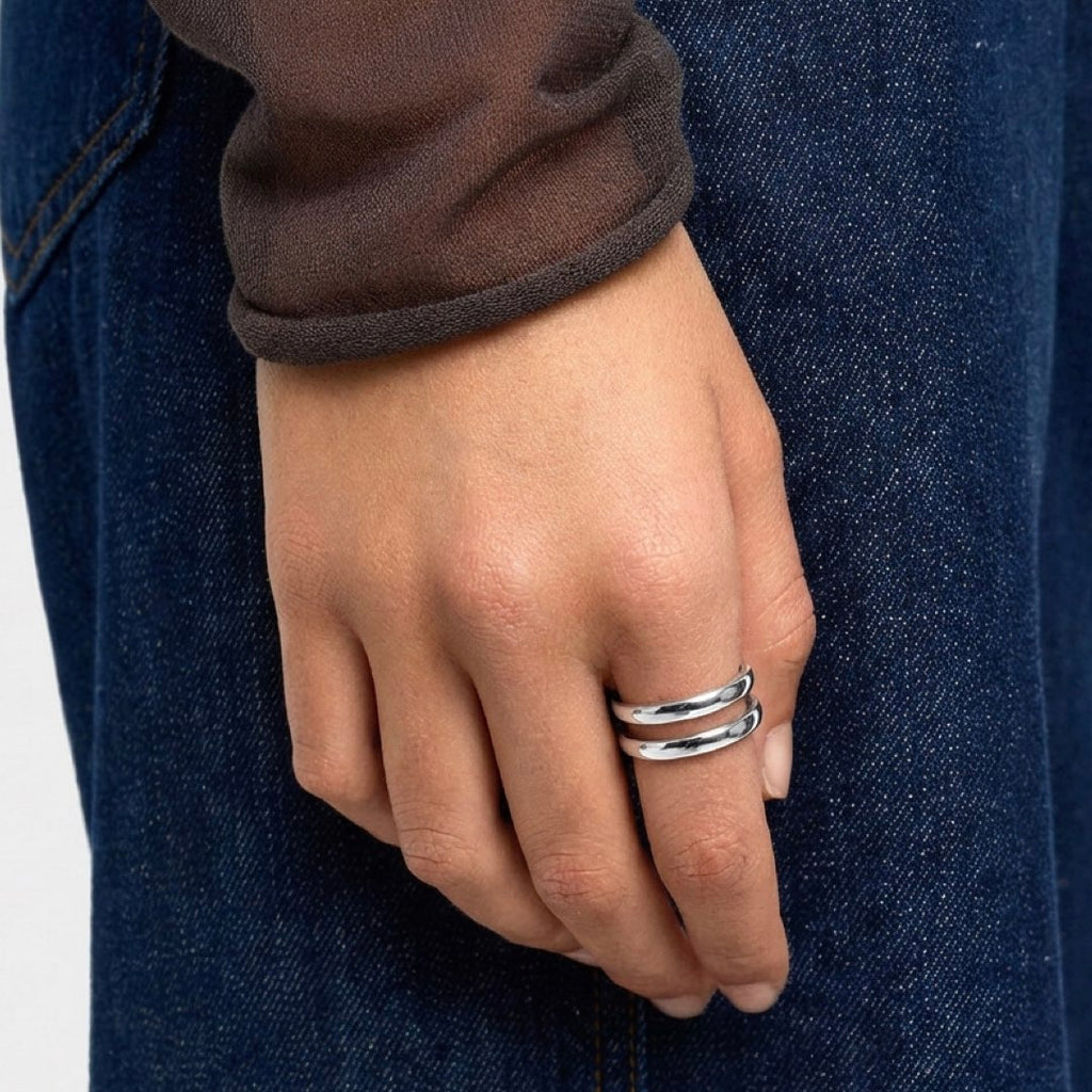 Helia Ring