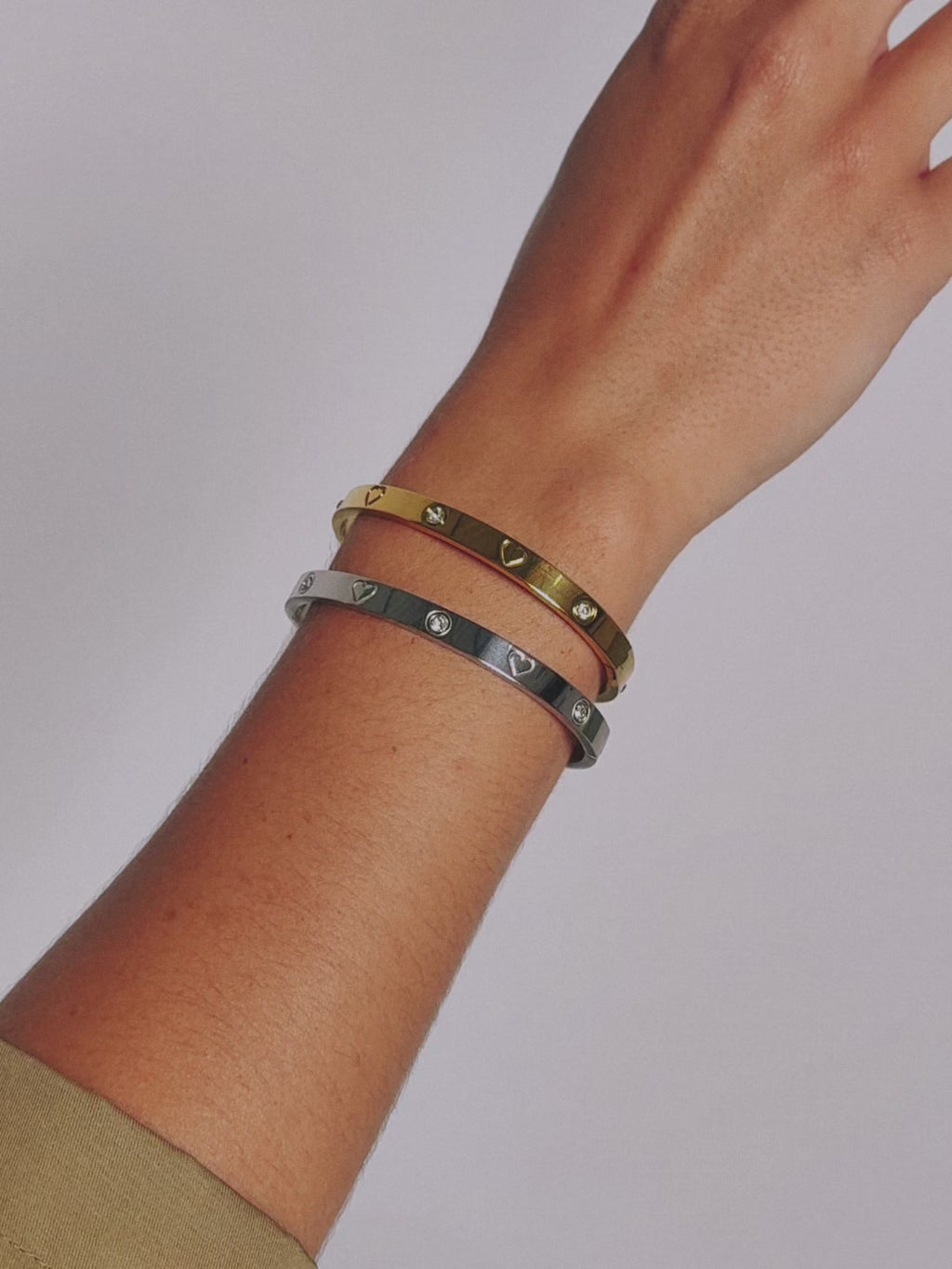 Elia Bangle
